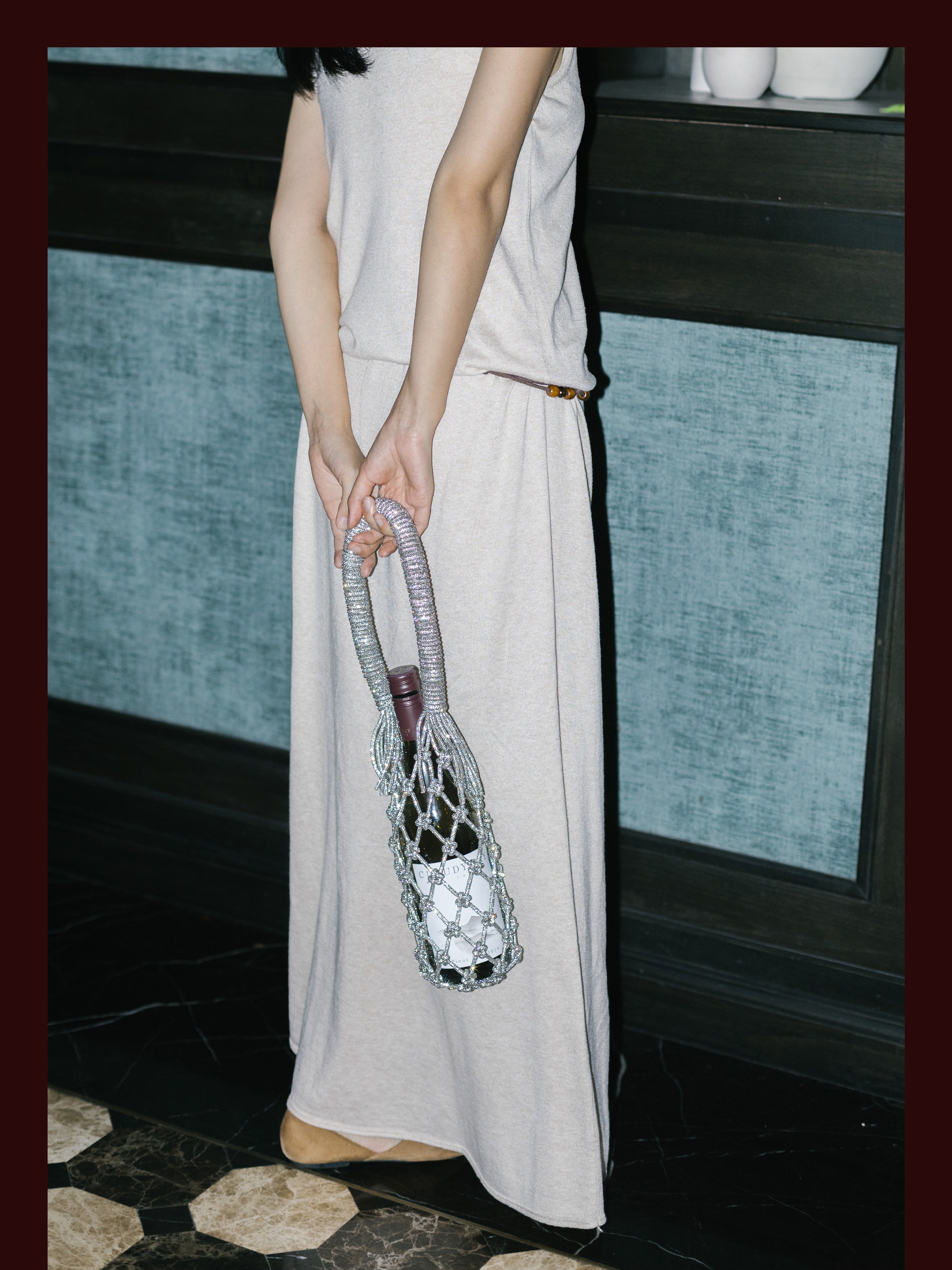 Luxe Crystal Knot Wine Carrier