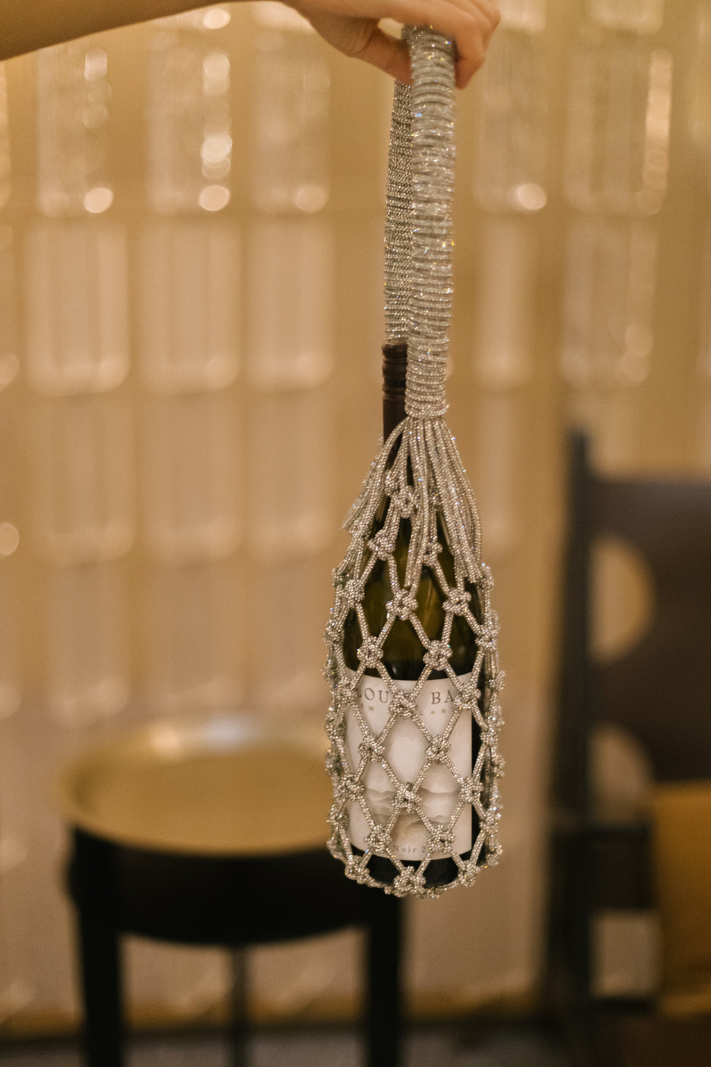 Luxe Crystal Knot Wine Carrier